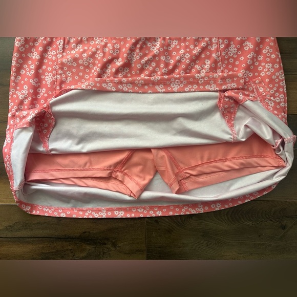 Etonic Active Skort | Coral Daisy Print | M/L Golf, Tennis, Pickleball - Picture 5 of 7